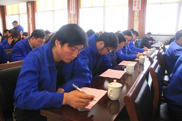 长江村总工会第二届会员代表暨第十一届第二次职工（村民）代表大会隆重召开