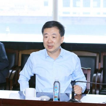 无锡市委常委、江阴市委书记许峰一行来集团走访调研